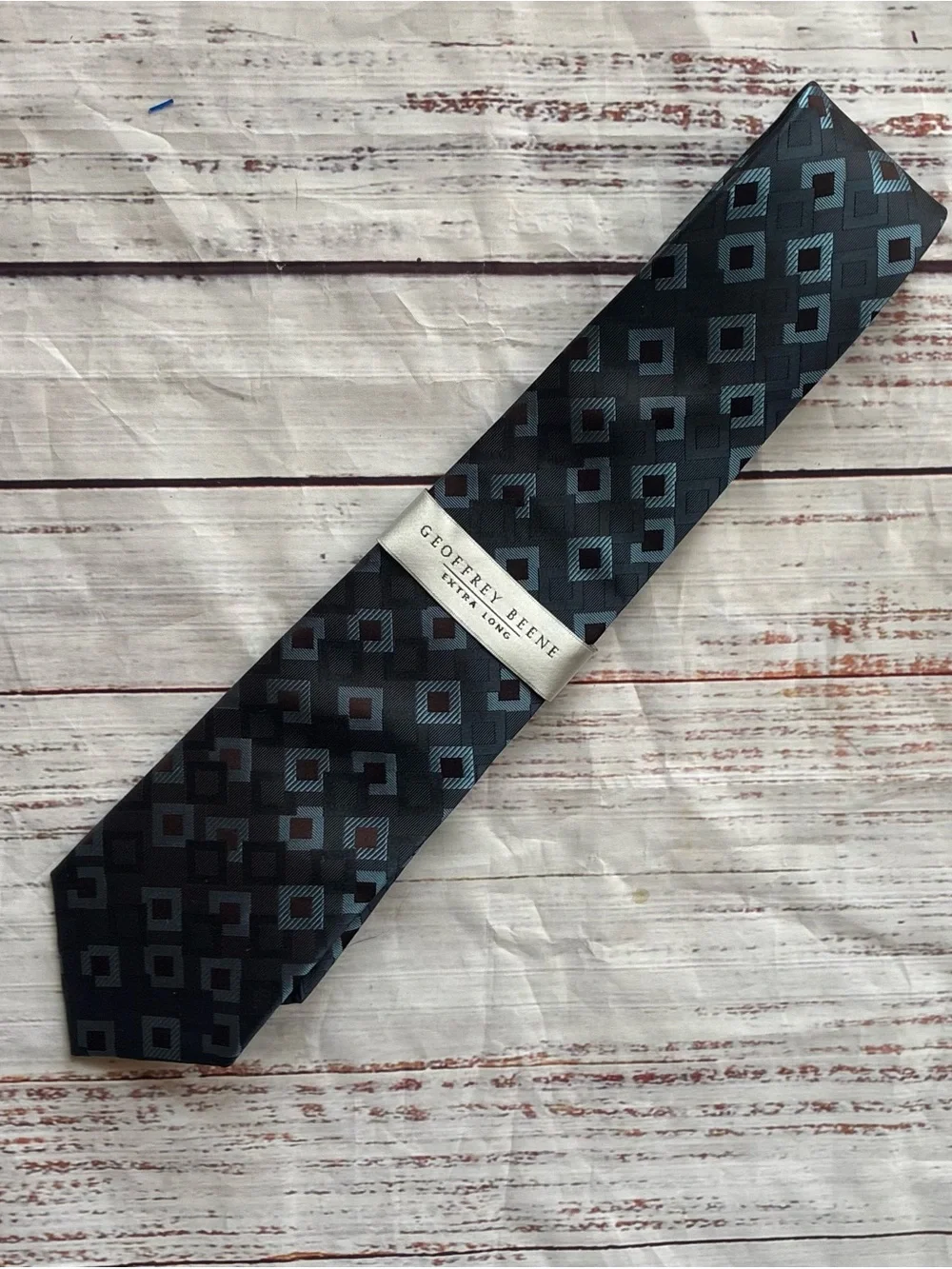 NWT Geoffrey Beene Black and Blue Geometric Silk Tie